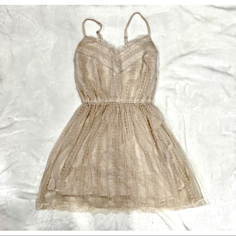 Abercrombie & Fitch Off White Lace Dress || XSmall